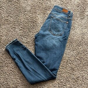 Judy Blue Dark Wash Skinny Jeans